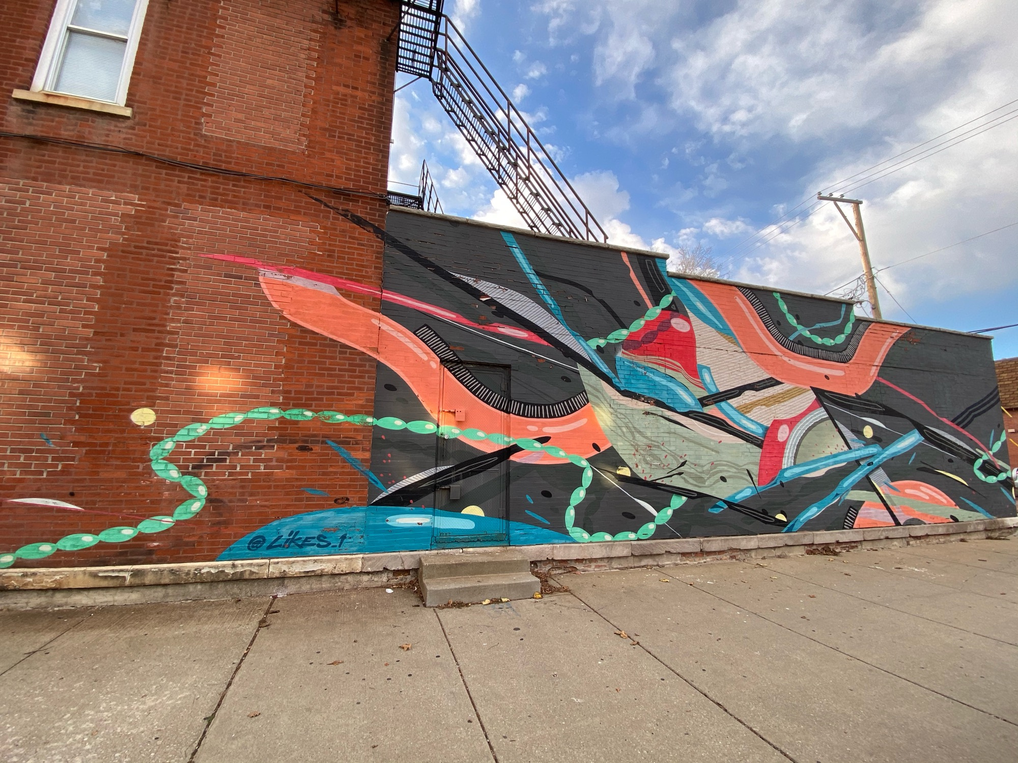 mural in Chicago by artist Rubén Aguirre. Tagged: pattern