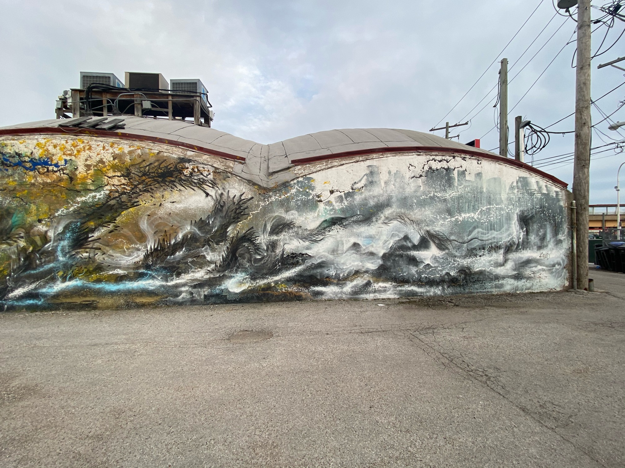 mural in Chicago by artist unknown.