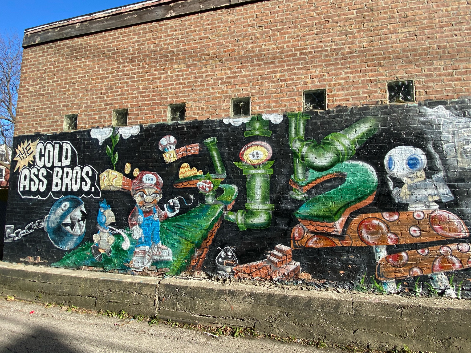 mural in Chicago by artist unknown.