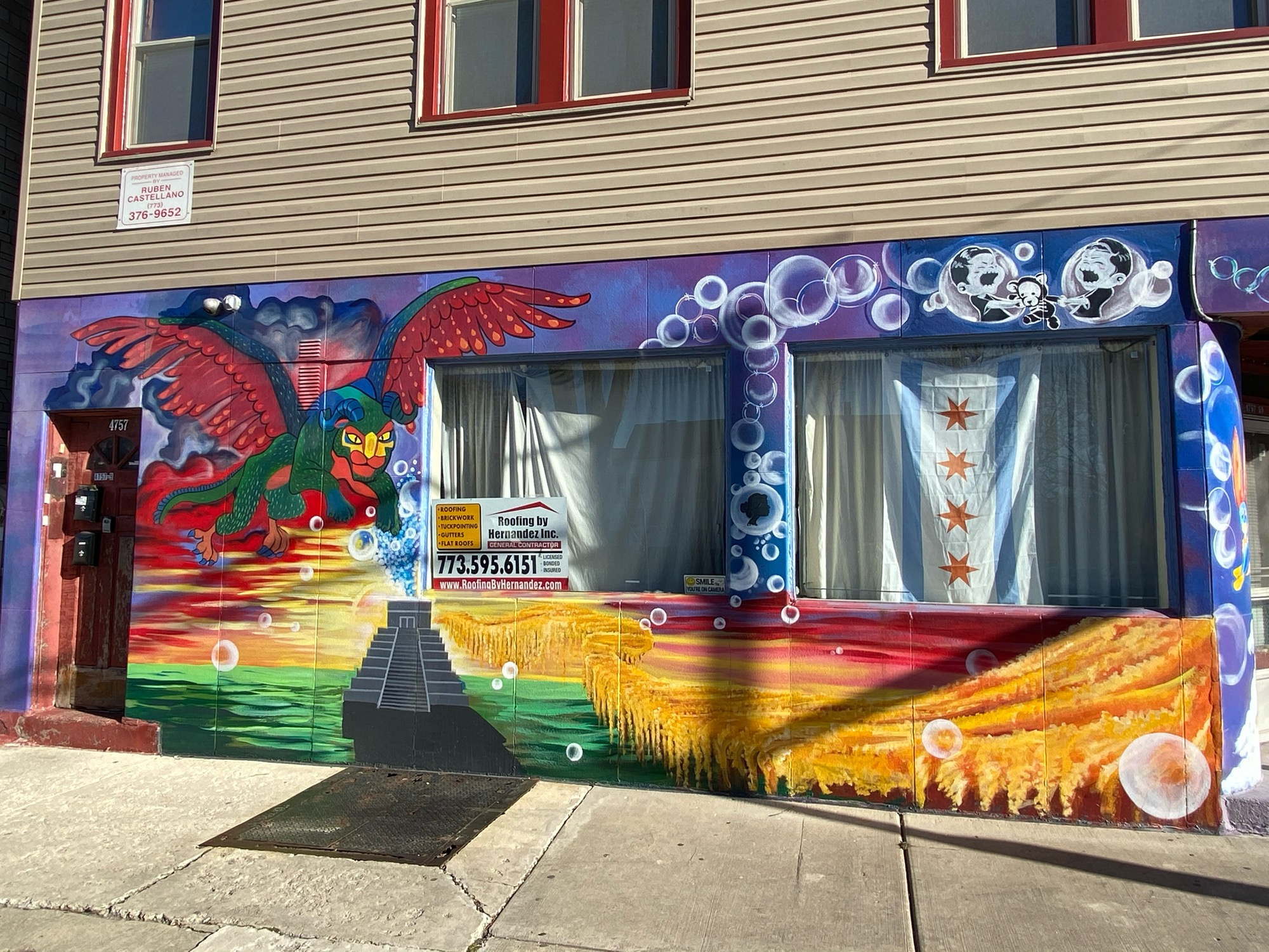 mural in Chicago by artist unknown.