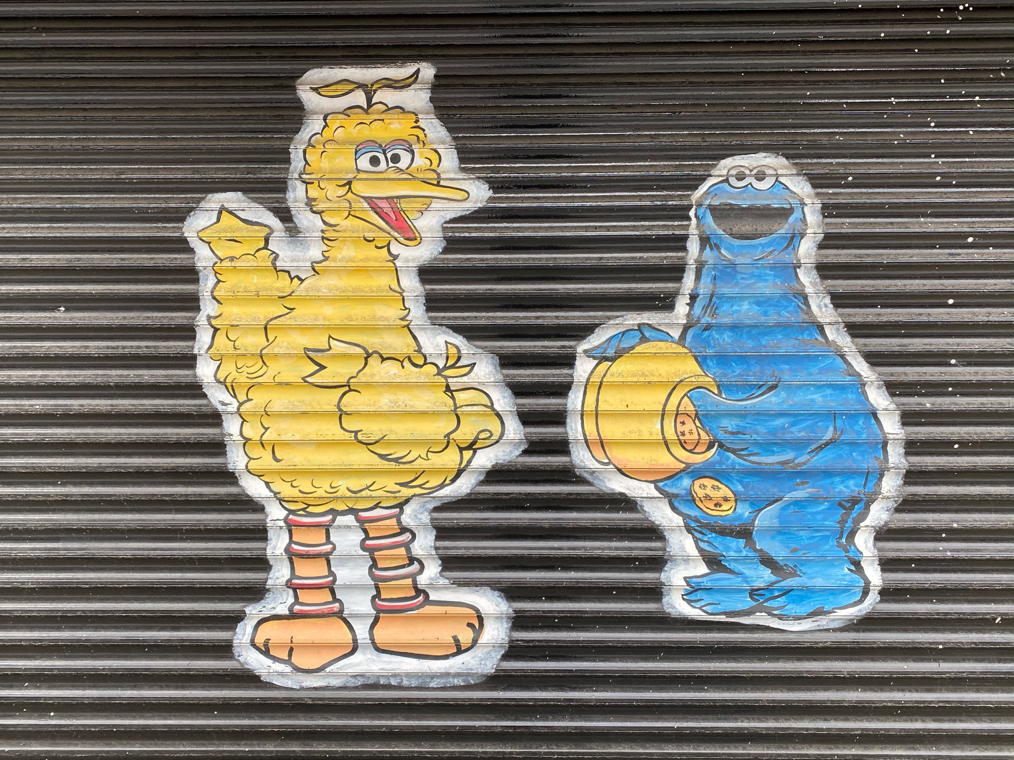 mural in Chicago by artist unknown.