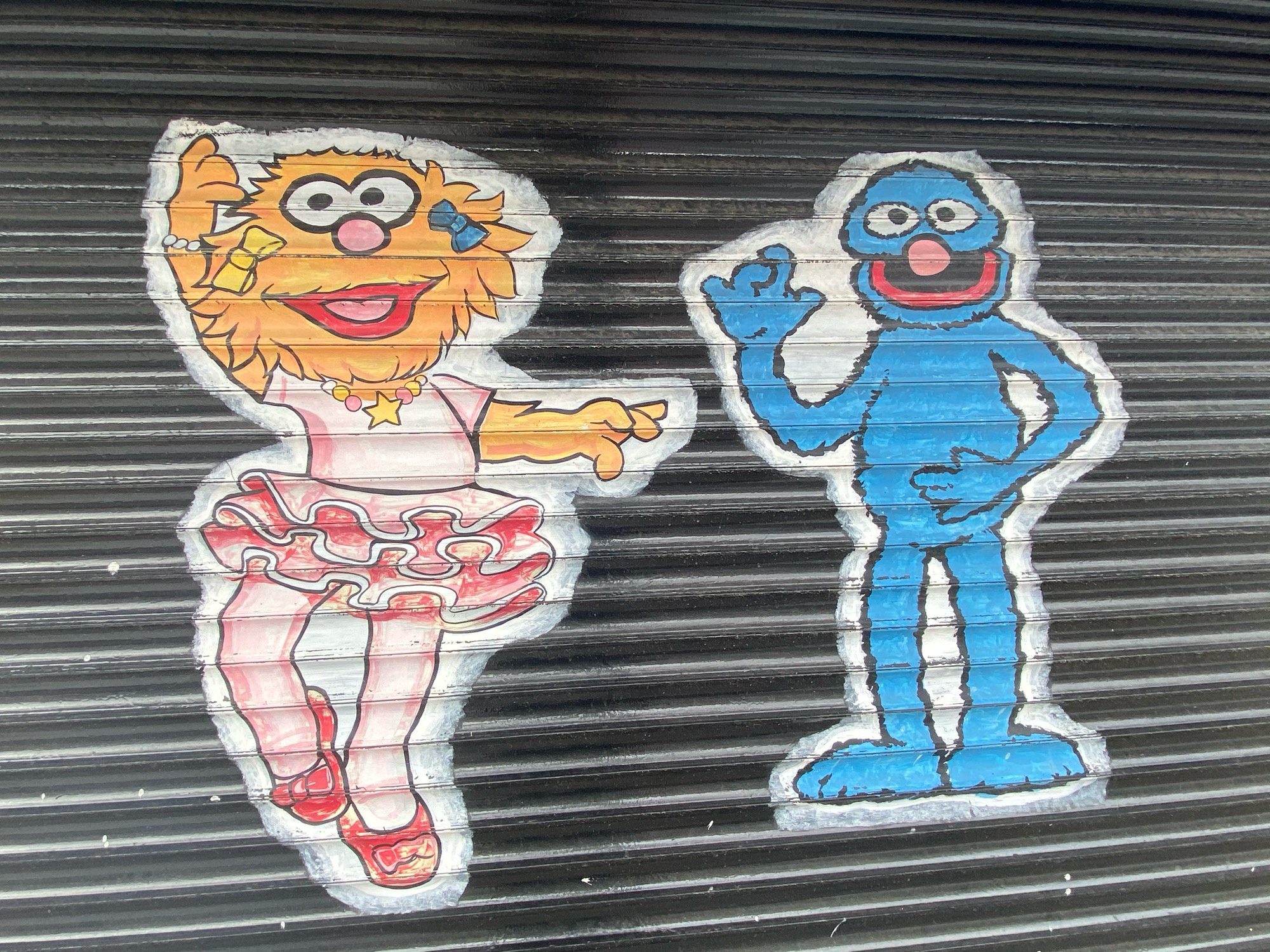 mural in Chicago by artist unknown.