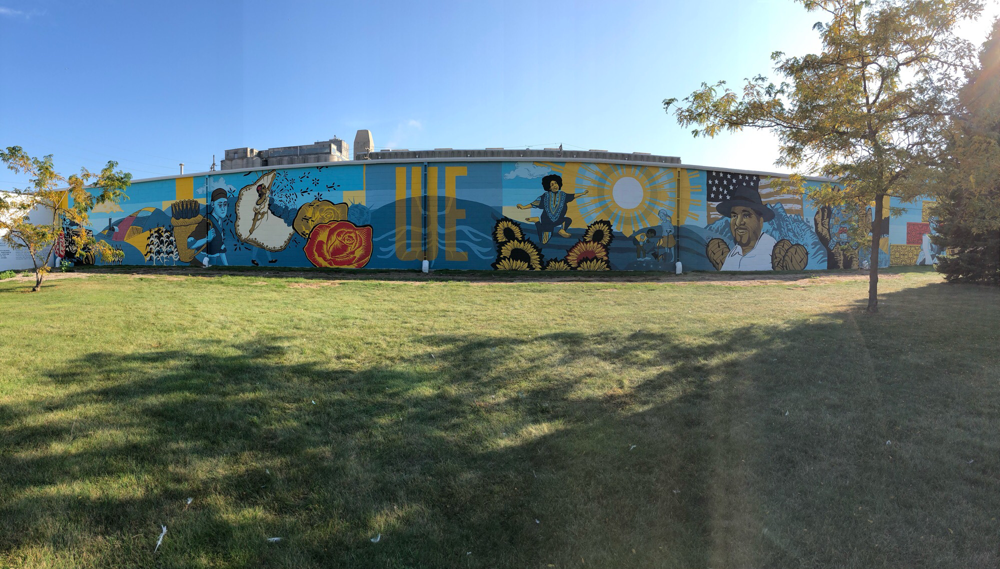 mural in Manitowoc by artist Erin LaBonte.