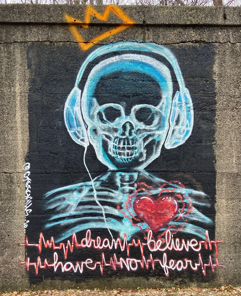 mural in by artist unknown.