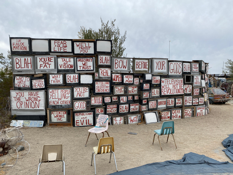 mural in Calipatria by artist unknown.