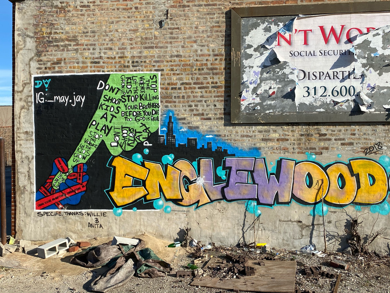 mural in Chicago by artist unknown.