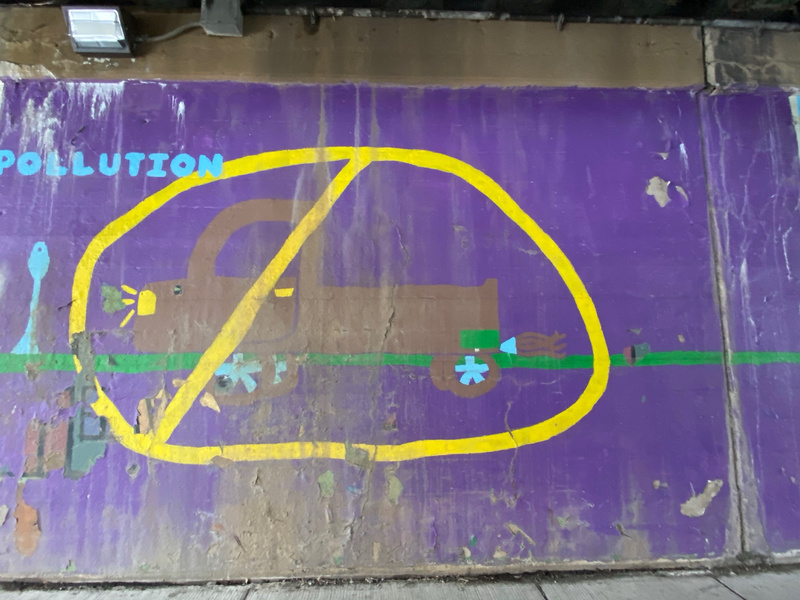 mural in Oak Park by artist unknown.