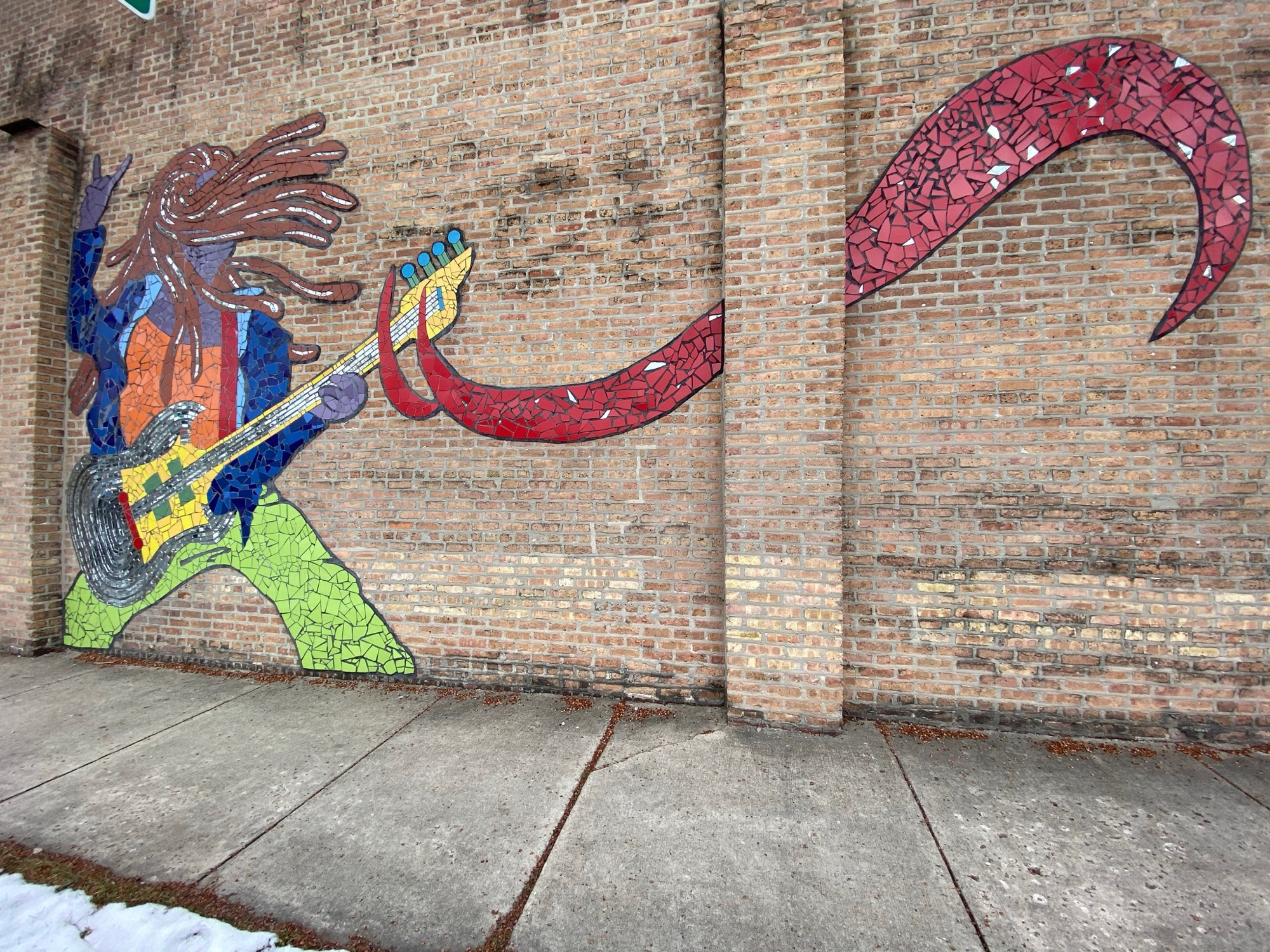 mural in Oak Park by artist unknown.