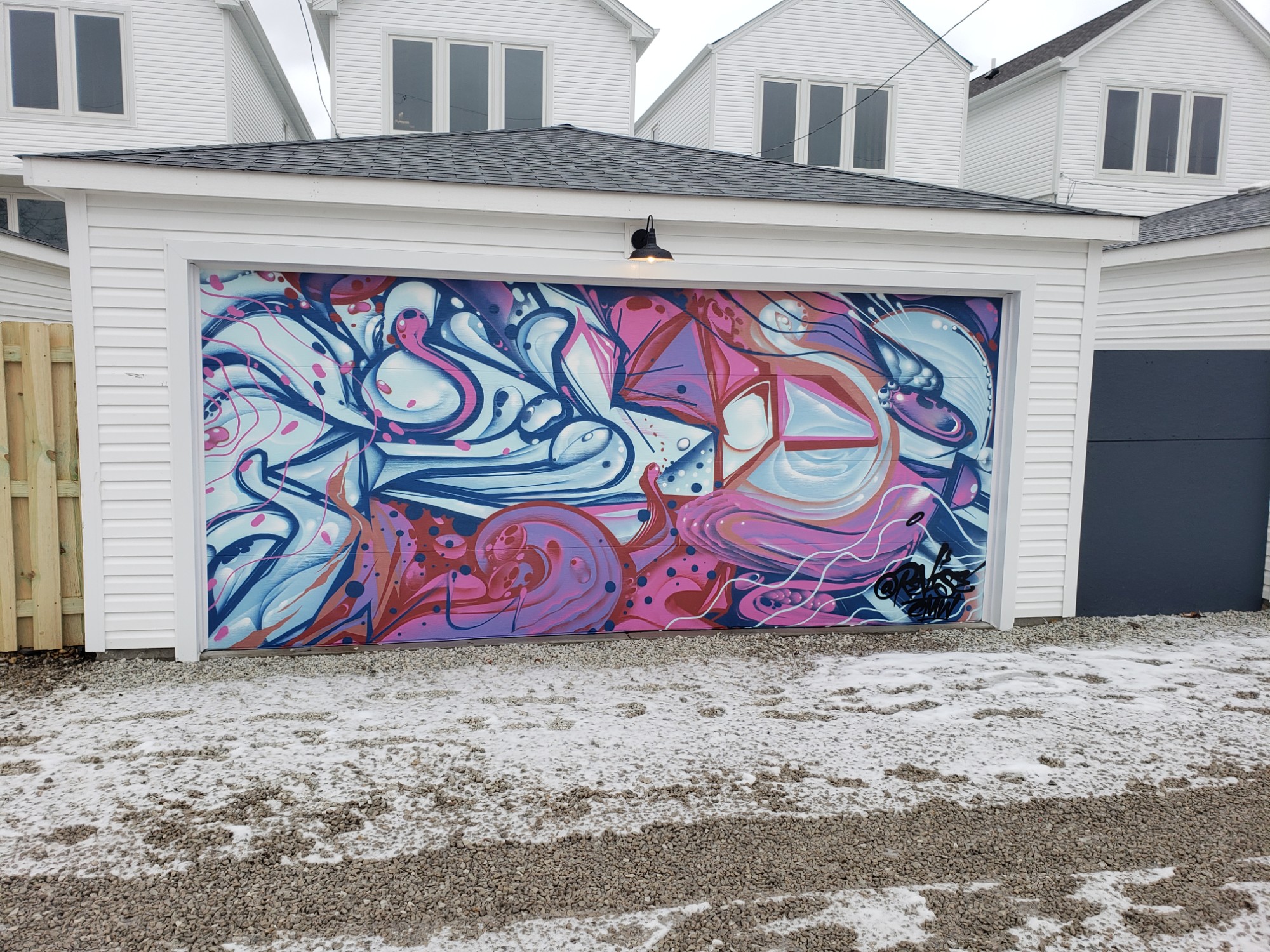 mural in Chicago by artist Revise CMW.