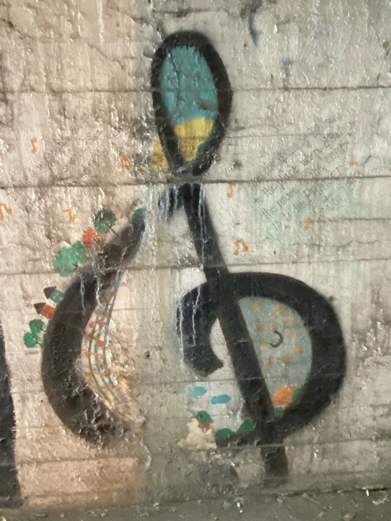 mural in Cicero by artist unknown.