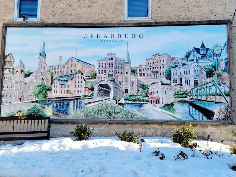 mural in Cedarburg by artist unknown.