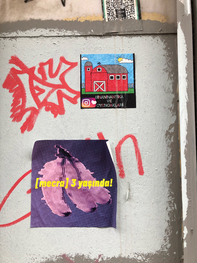 mural in by artist unknown.