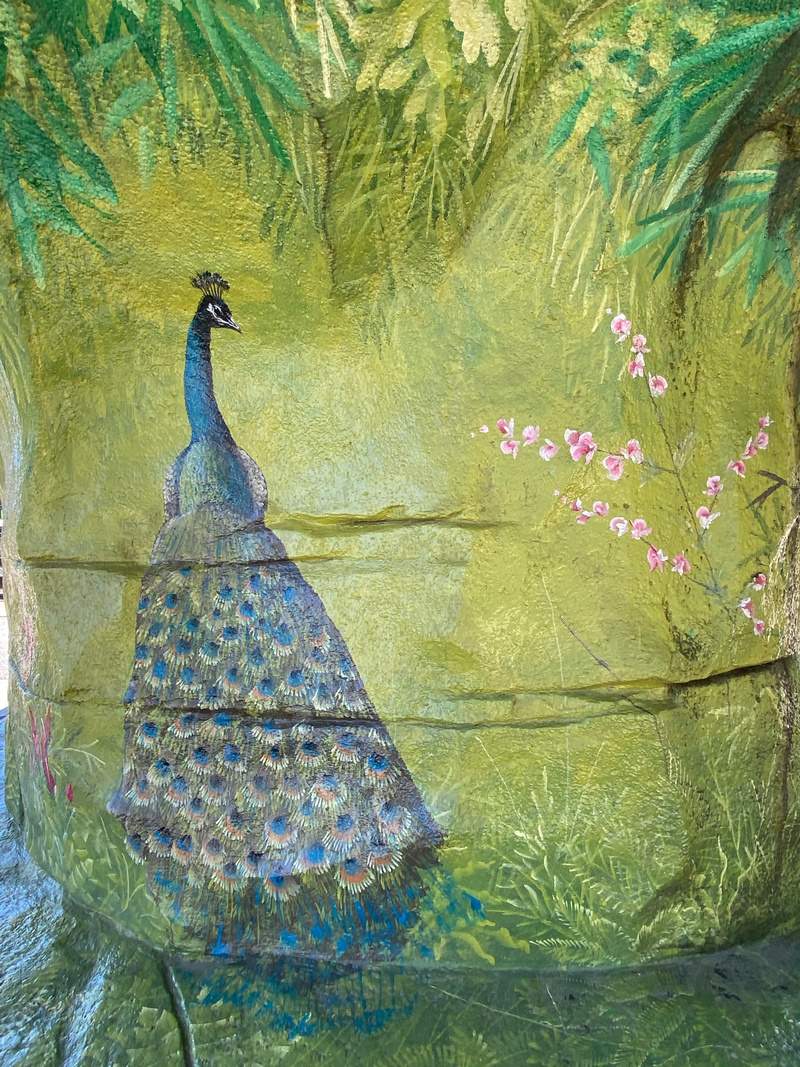 mural in Brookfield by artist unknown.