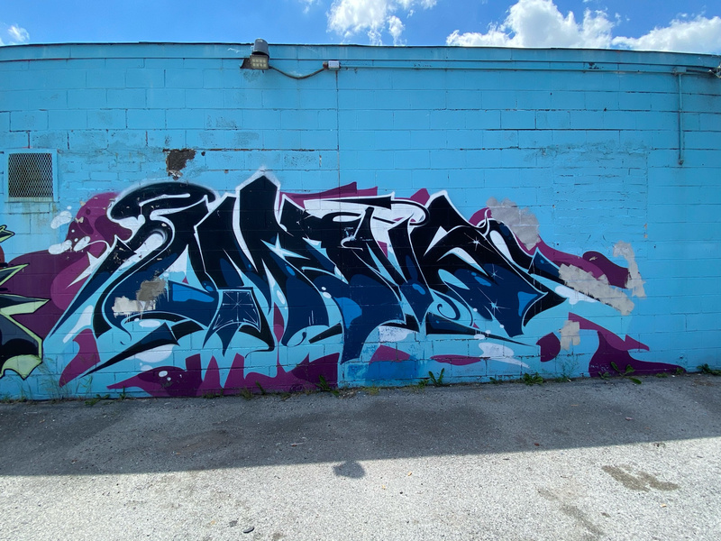 mural in Burnham by artist unknown.