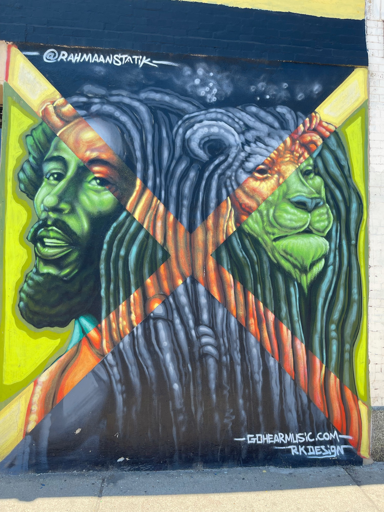 mural in Chicago by artist Rahmaan Statik.