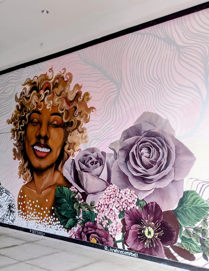 mural in by artist unknown.