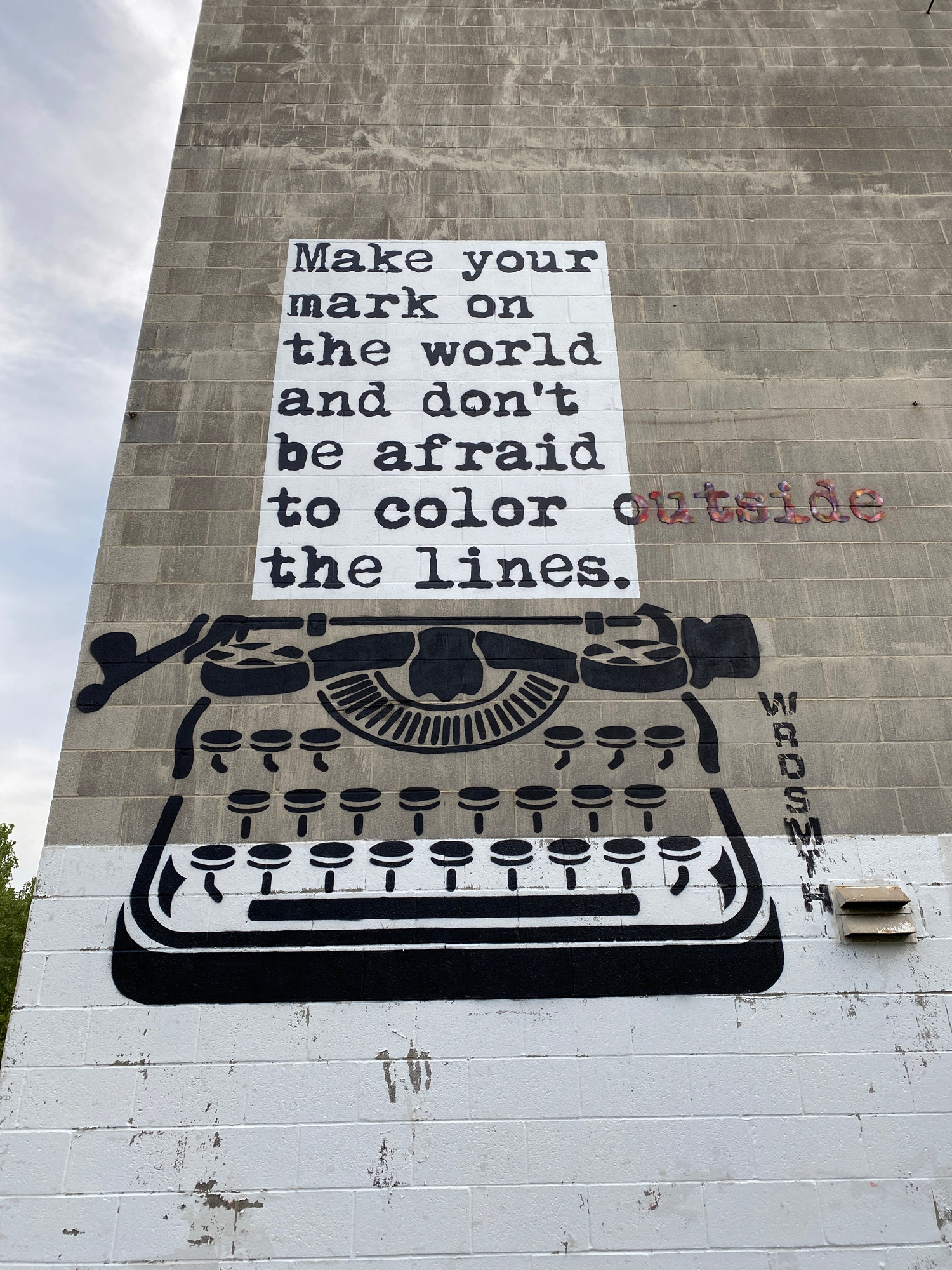 WRDSMTH Murals and Street Art | FindMASA