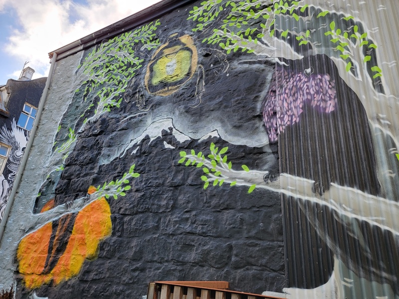 mural in by artist unknown.