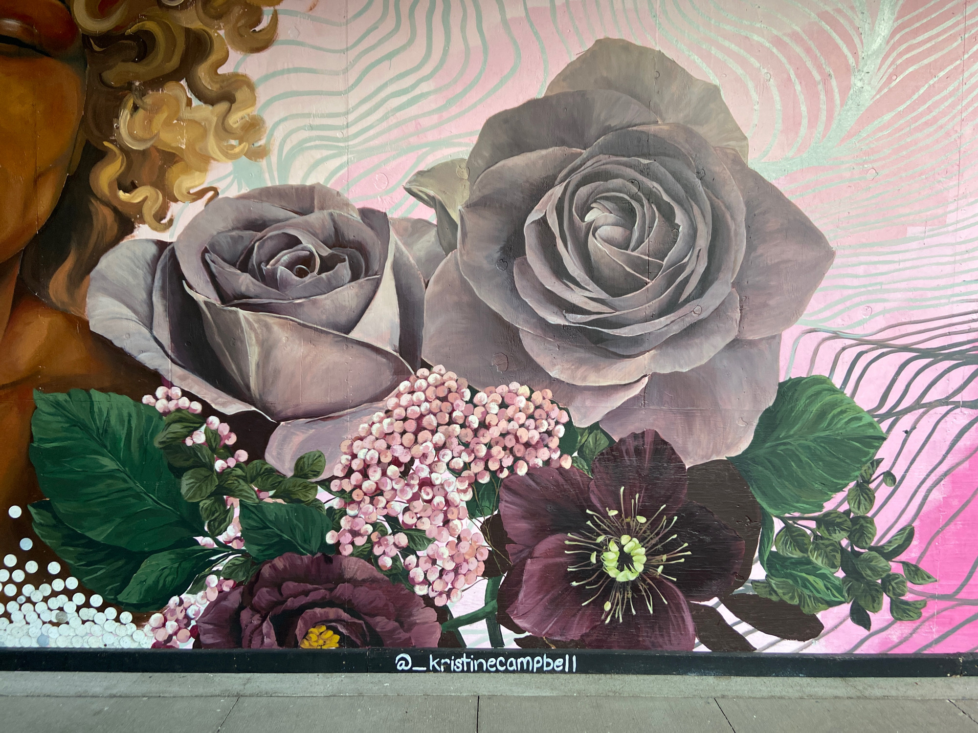 mural in Chicago by artist unknown.