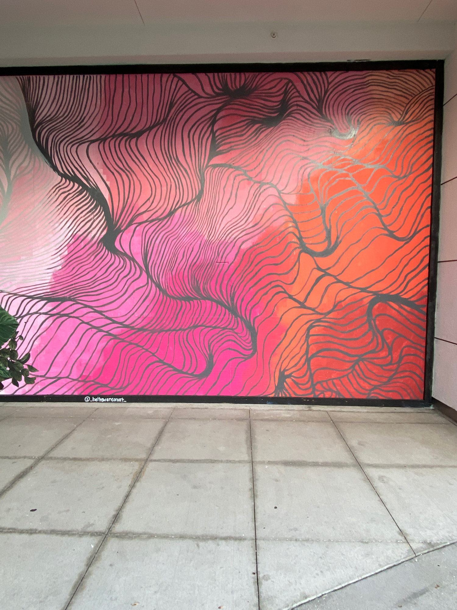 mural in Chicago by artist unknown.