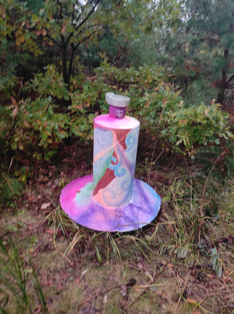 mural in by artist unknown.