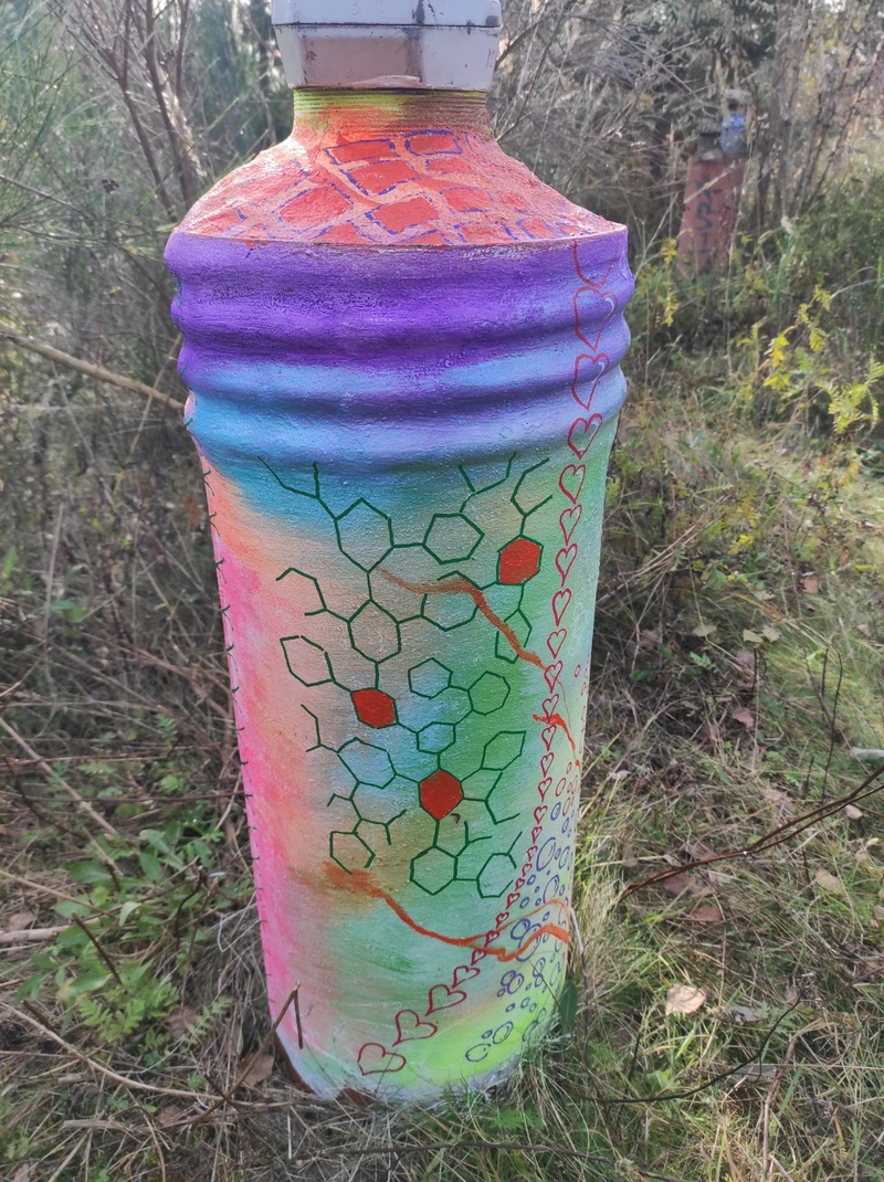 mural in by artist unknown.