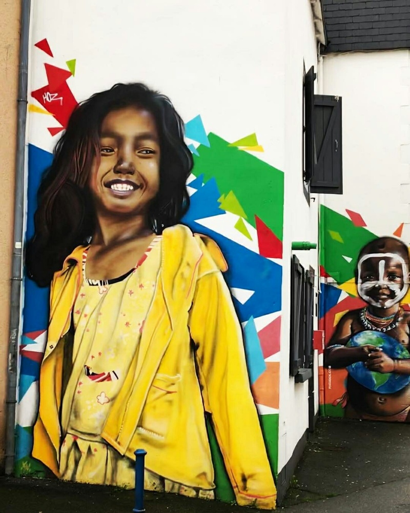 mural in Quimper by artist Hoz.