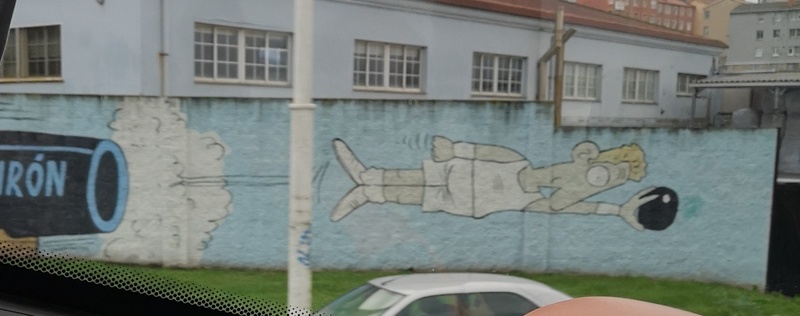 mural in A Coruña by artist unknown.