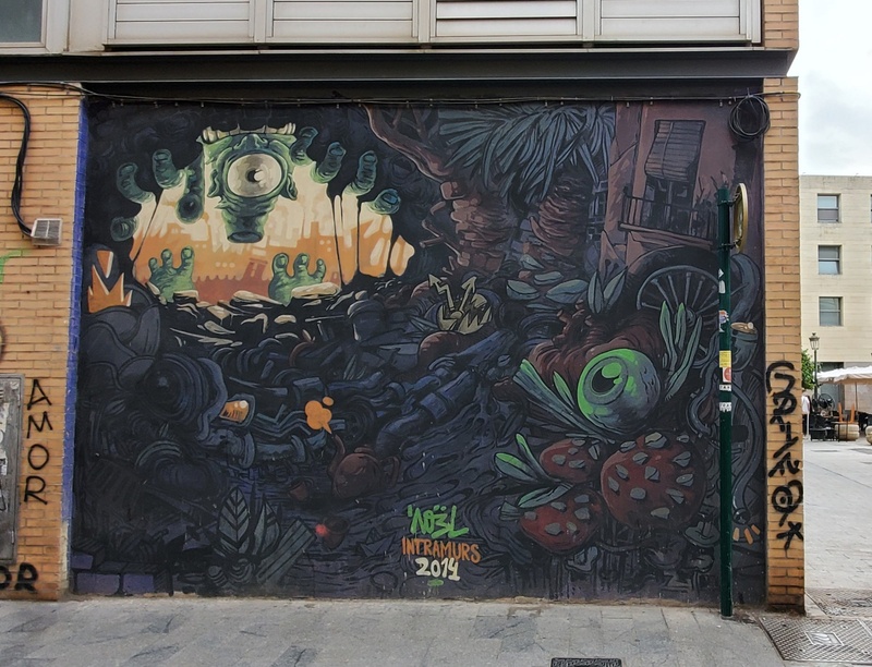 mural in València by artist unknown.