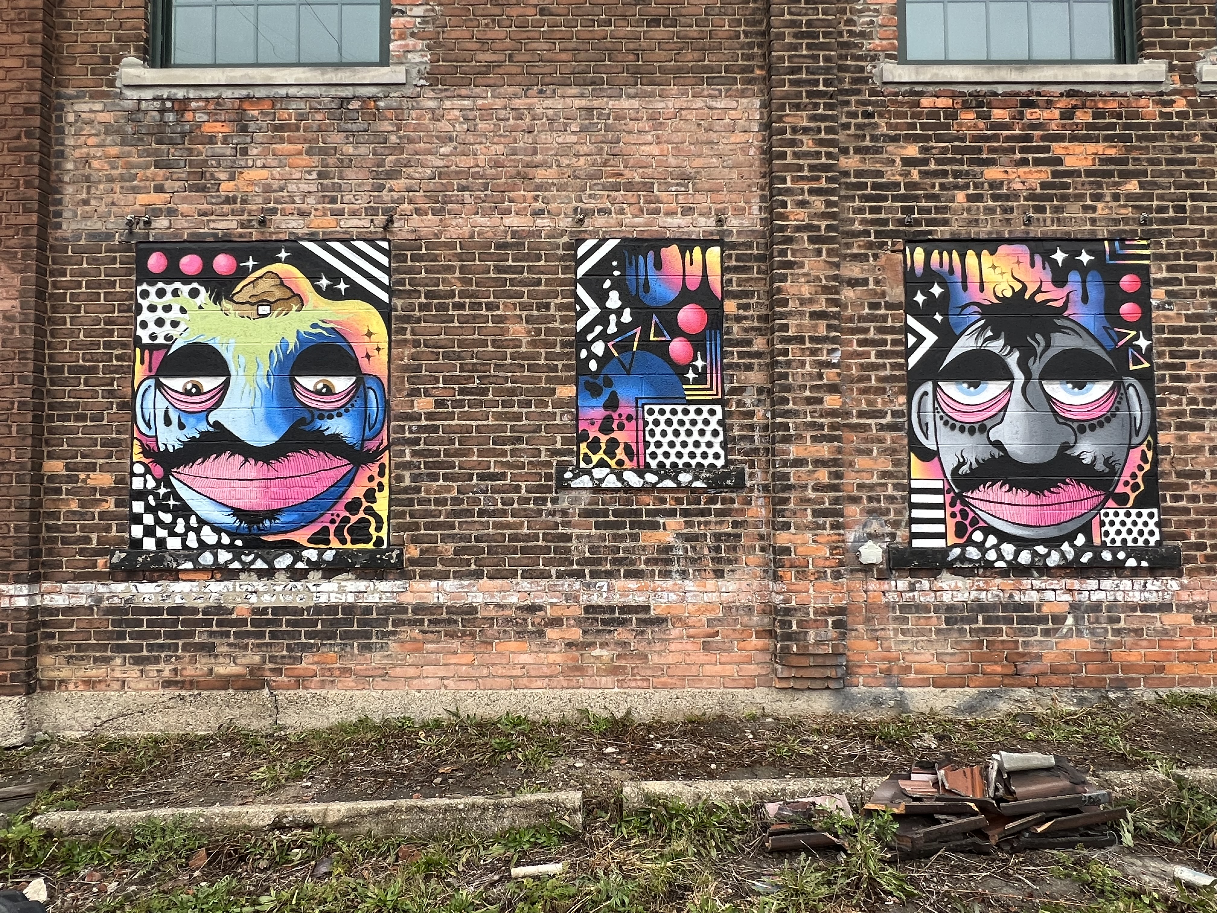 mural in Detroit by artist unknown.