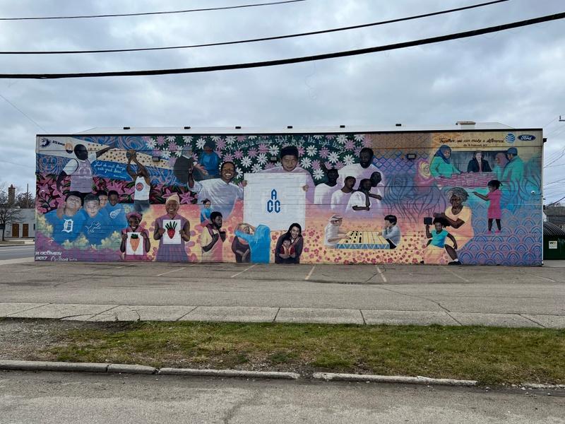 mural in Highland Park by artist Tony Lee.