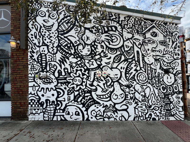 mural in St. Petersburg by artist unknown.