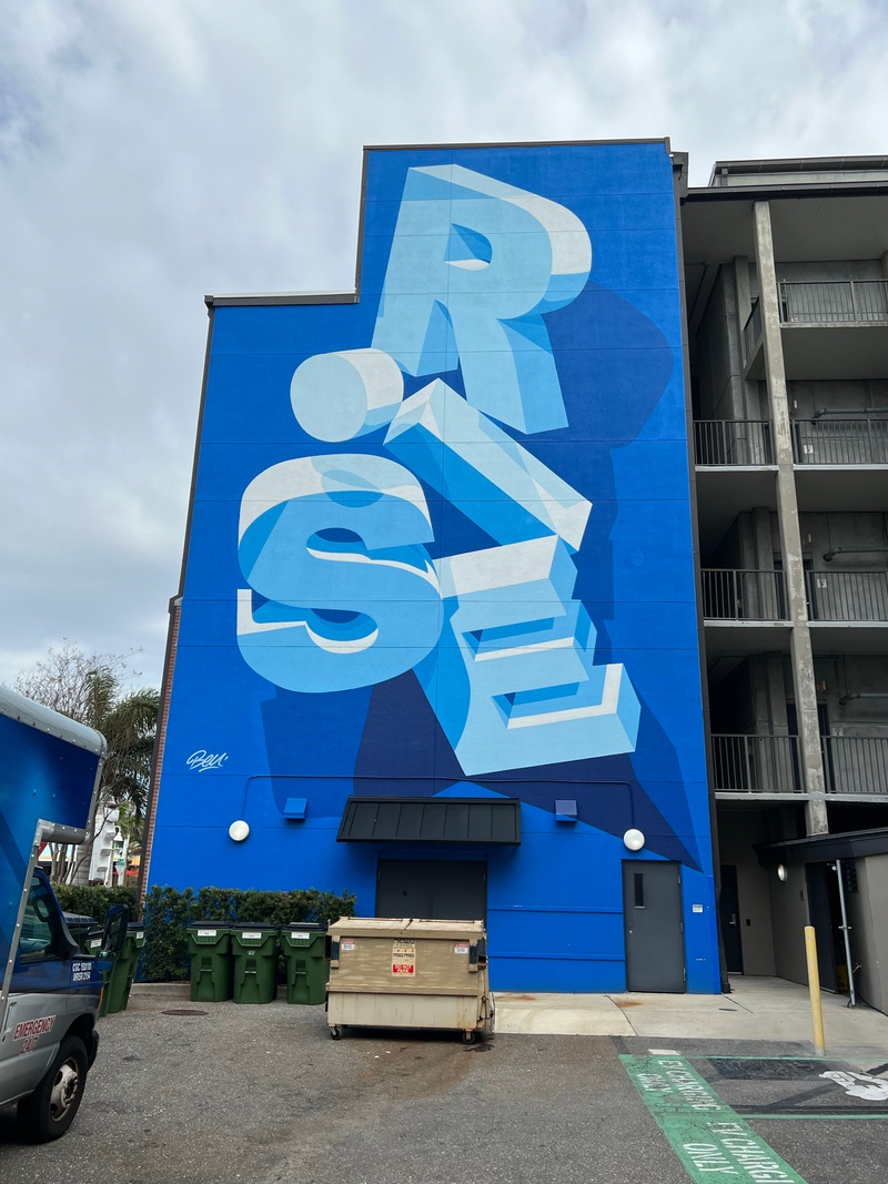 mural in St. Petersburg by artist Ben Johnston.