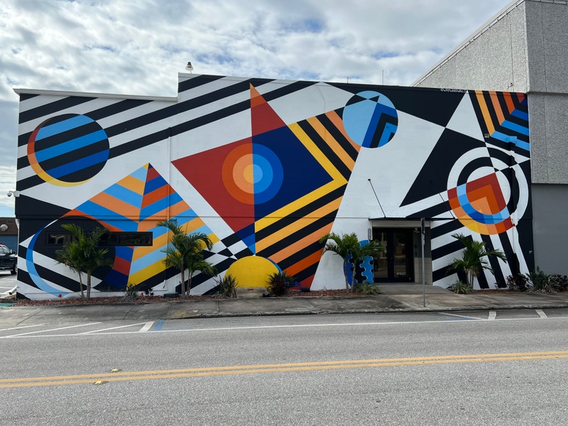 mural in St. Petersburg by artist Jason Harvin.