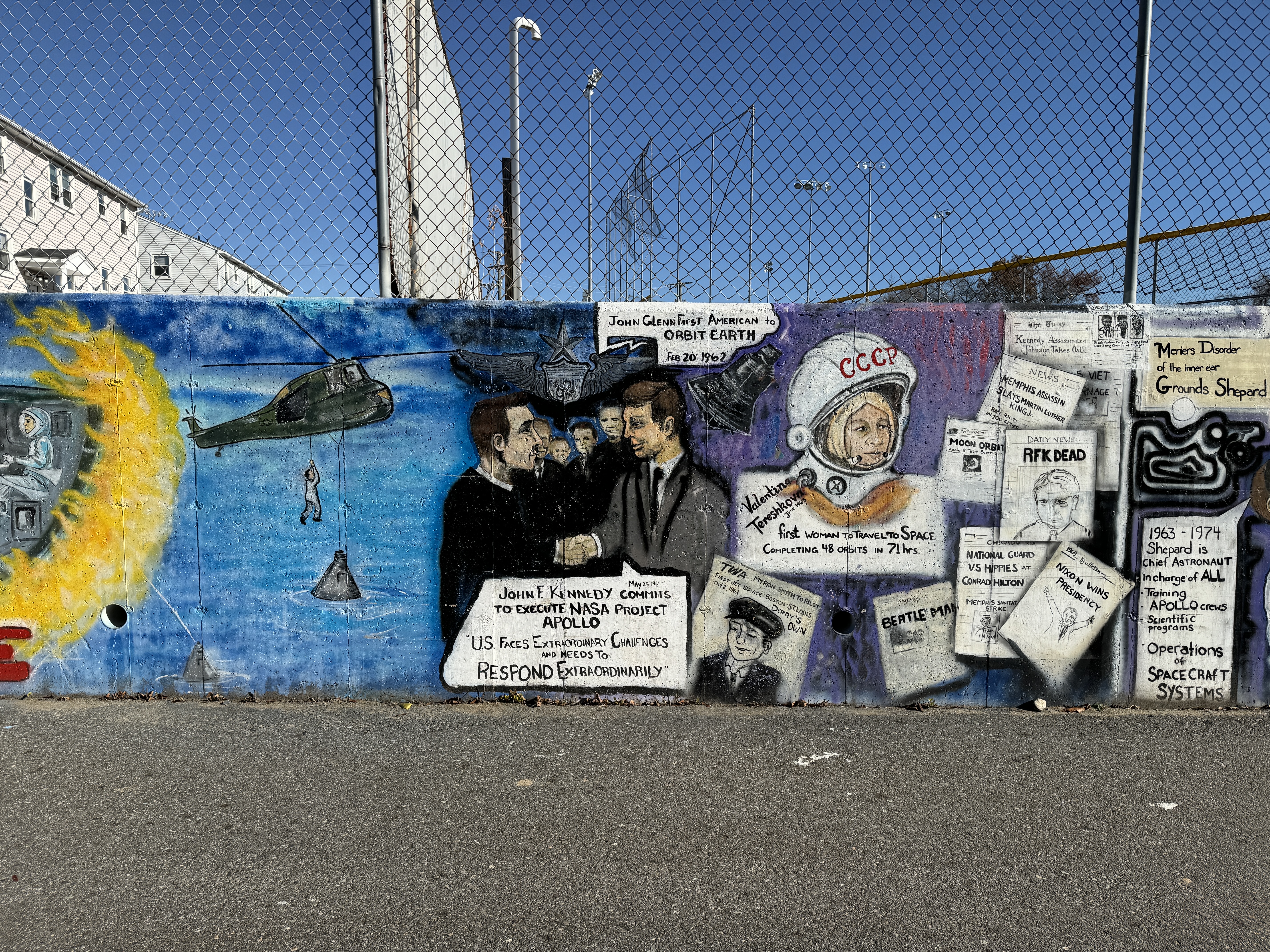 mural in Derry by artist unknown.