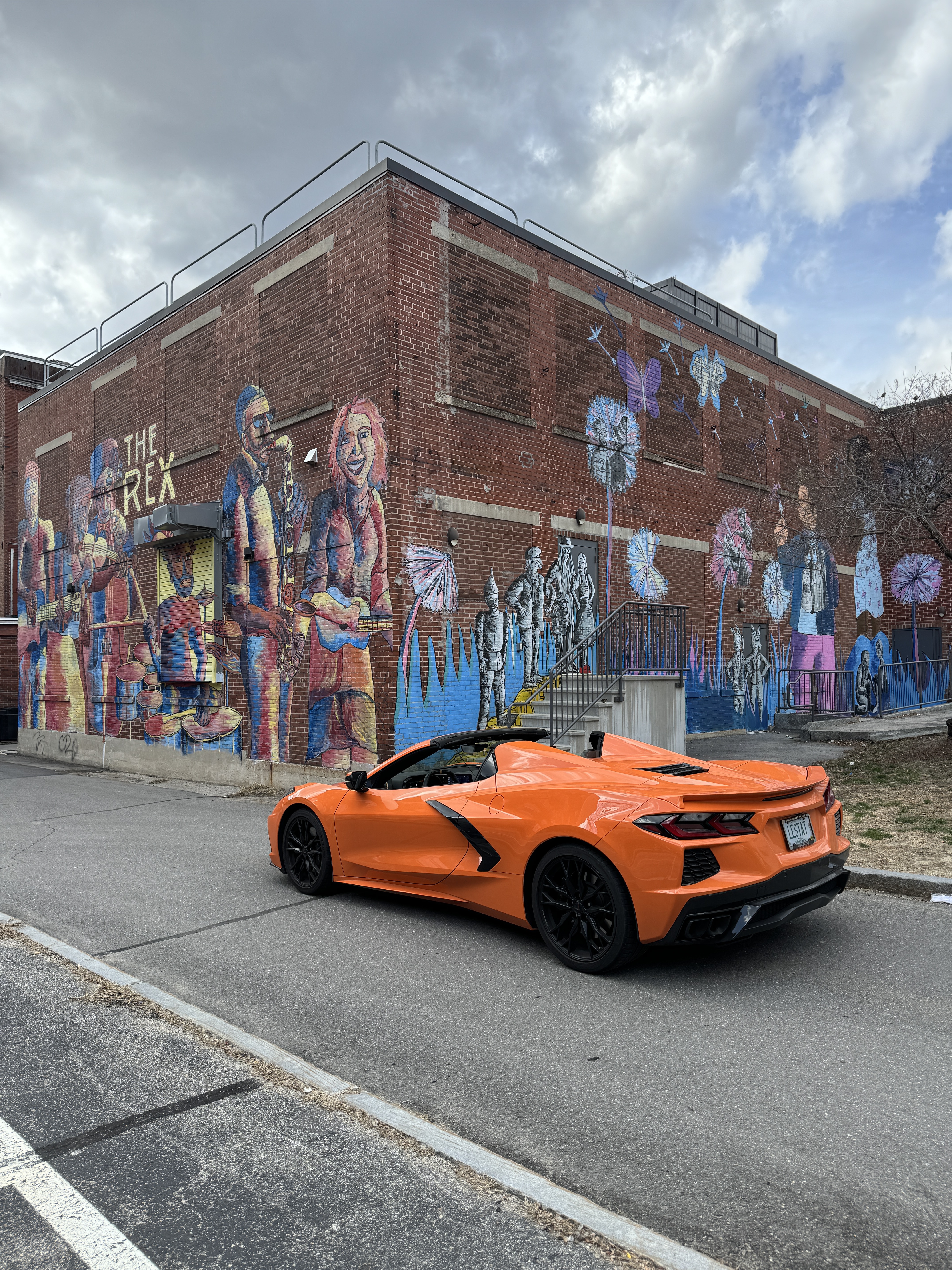 mural in Manchester by artist unknown.