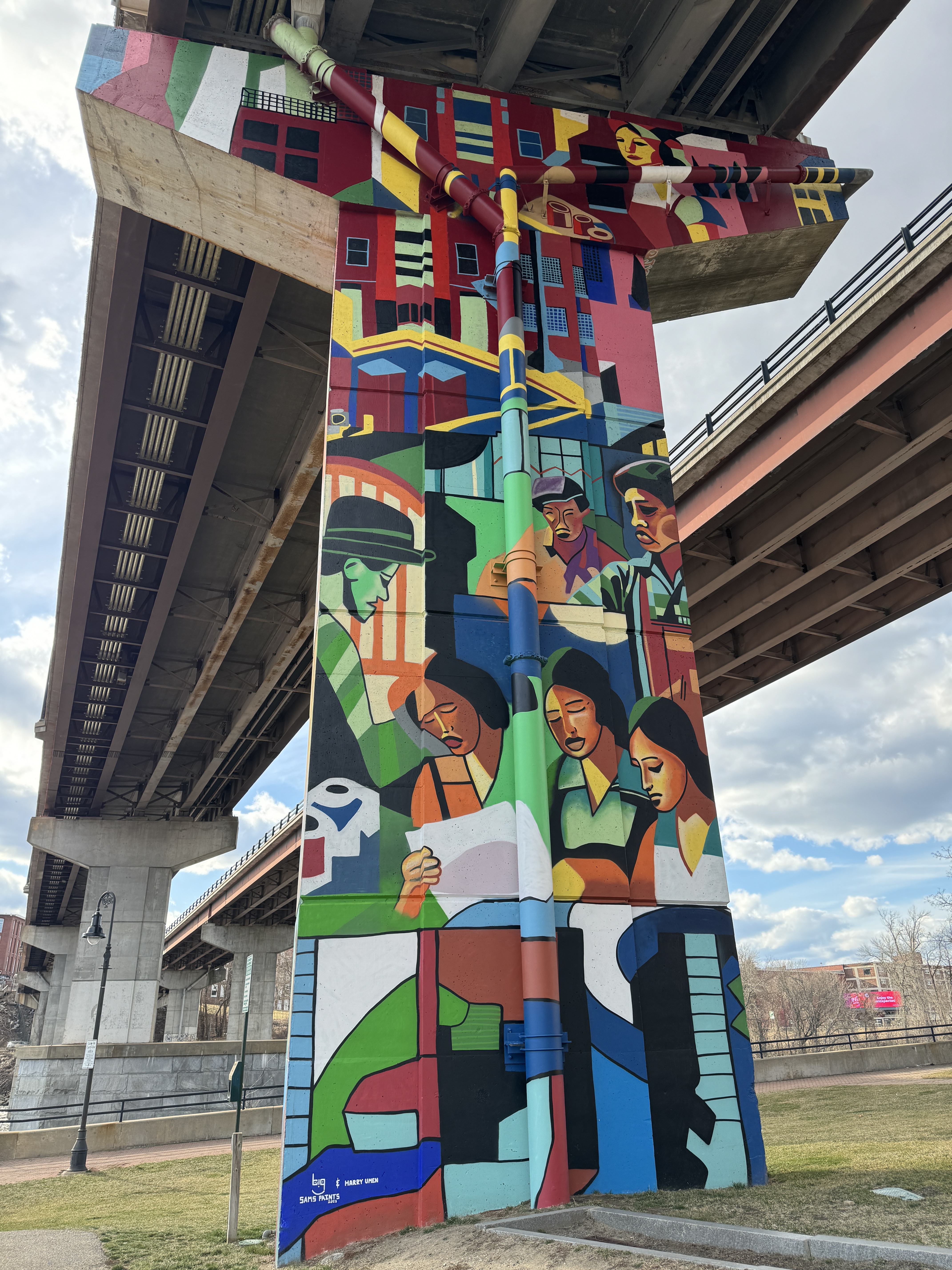 mural in Manchester by artist unknown.