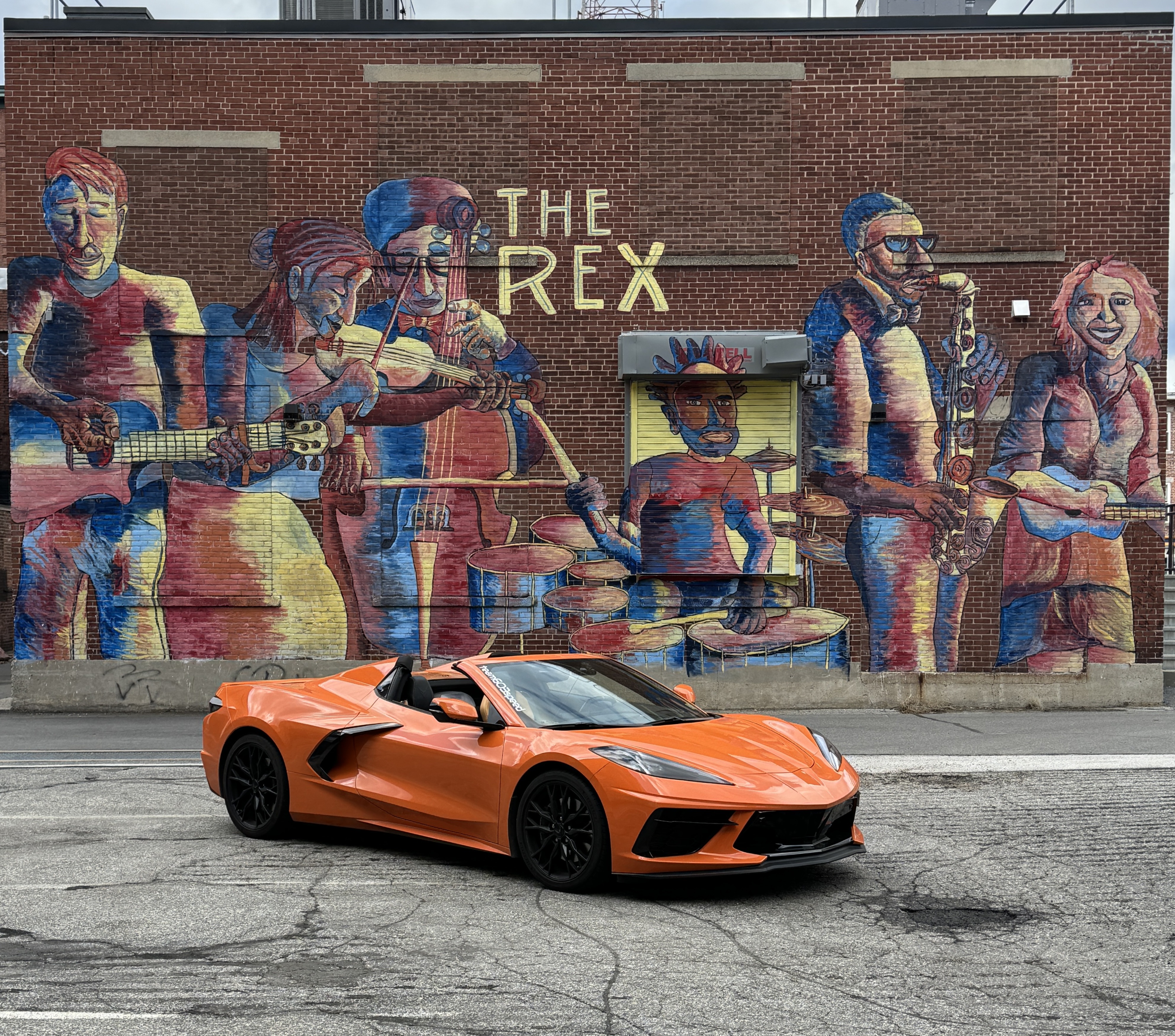 mural in Manchester by artist unknown.