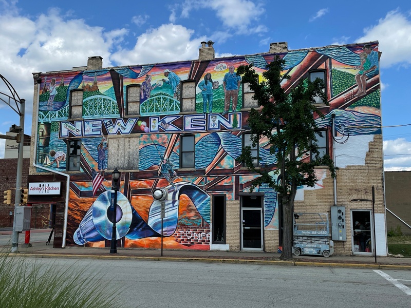 mural in New Kensington by artist unknown.