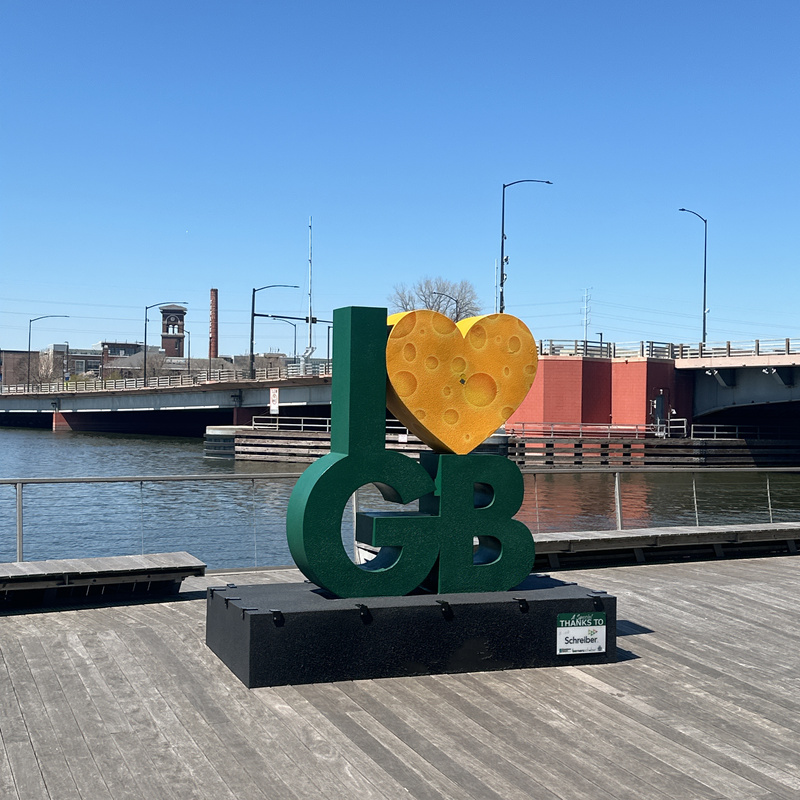 mural in Green Bay by artist unknown.
