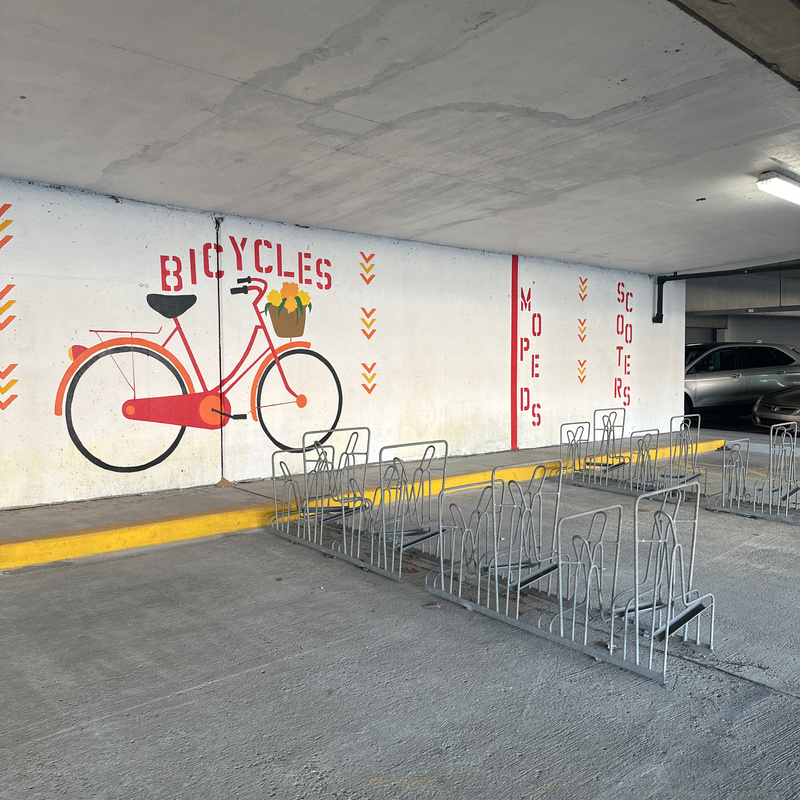 mural in Green Bay by artist unknown.