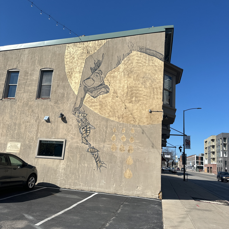 mural in Green Bay by artist unknown.