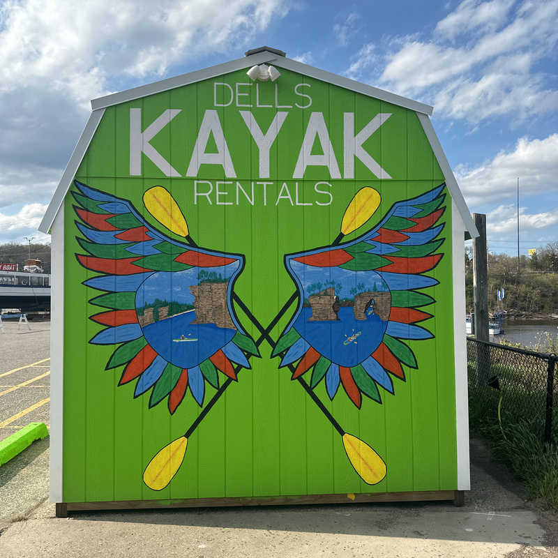 mural in Wisconsin Dells by artist unknown.