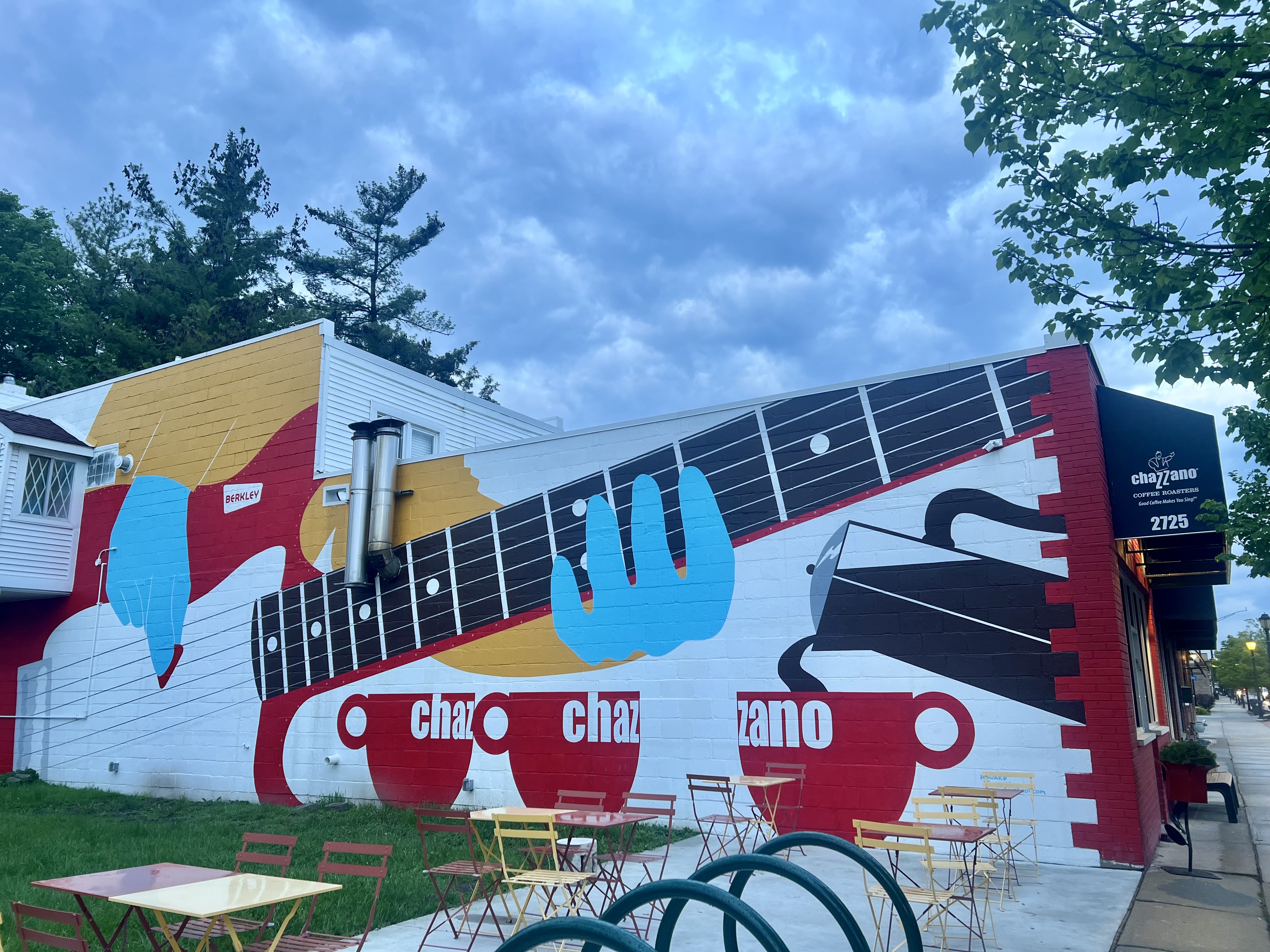 mural in Berkley by artist unknown.