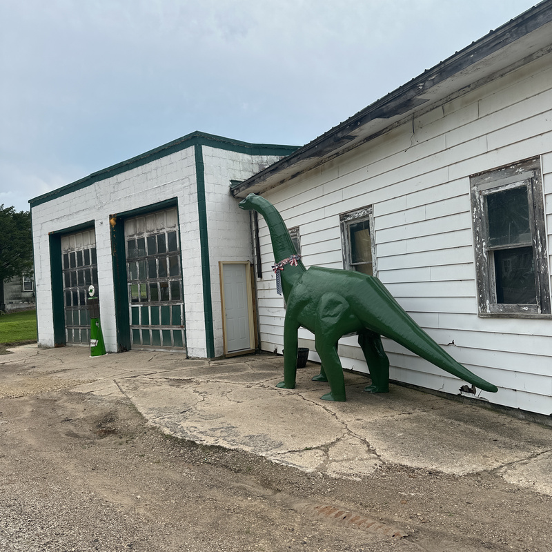 mural in Browntown by artist unknown.
