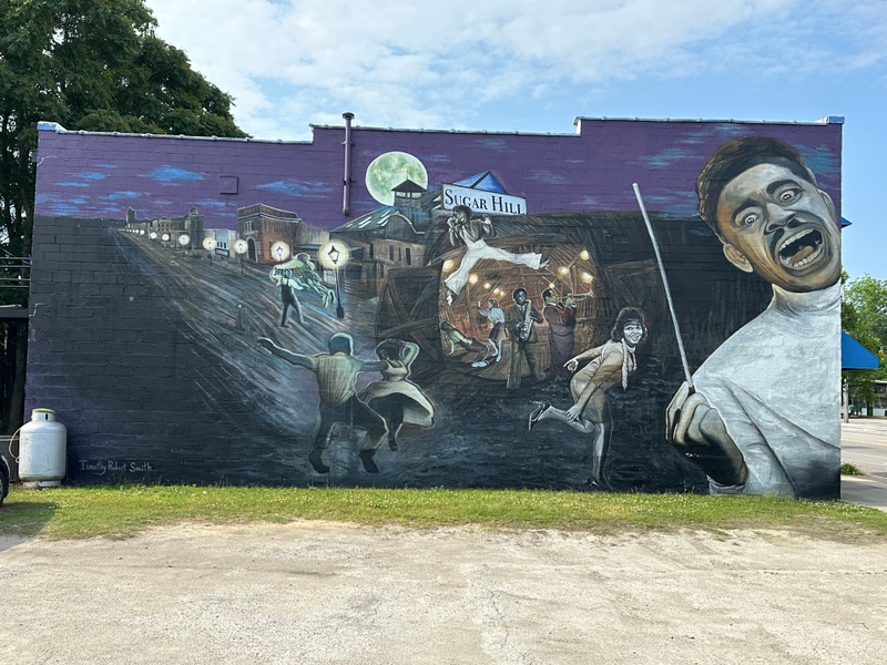mural in Kinston by artist unknown.
