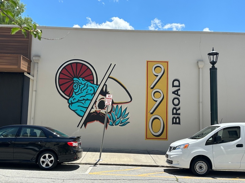 mural in Augusta by artist unknown.