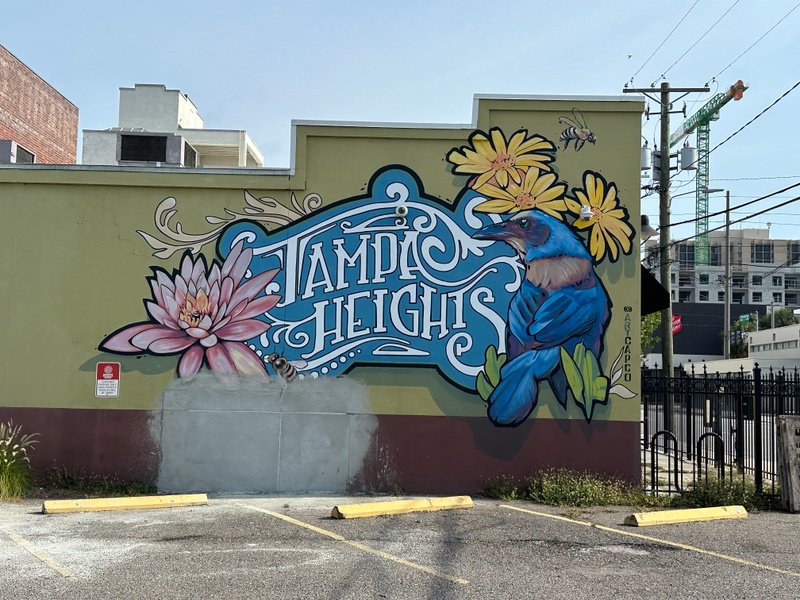 mural in Tampa by artist unknown.