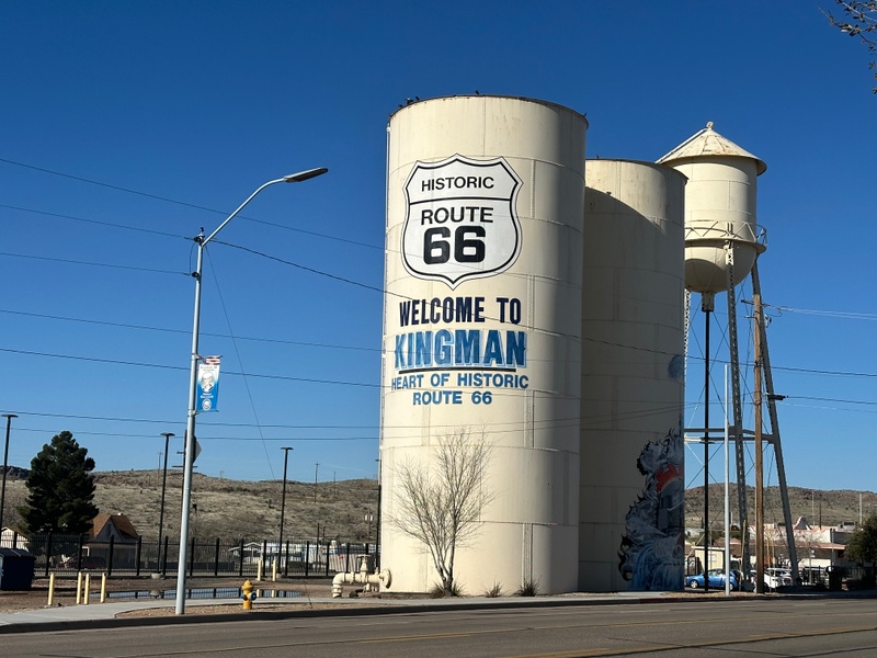 mural in Kingman by artist unknown.