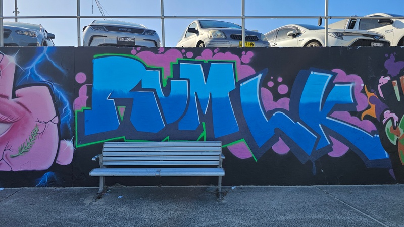 mural in Bondi Beach by artist unknown.